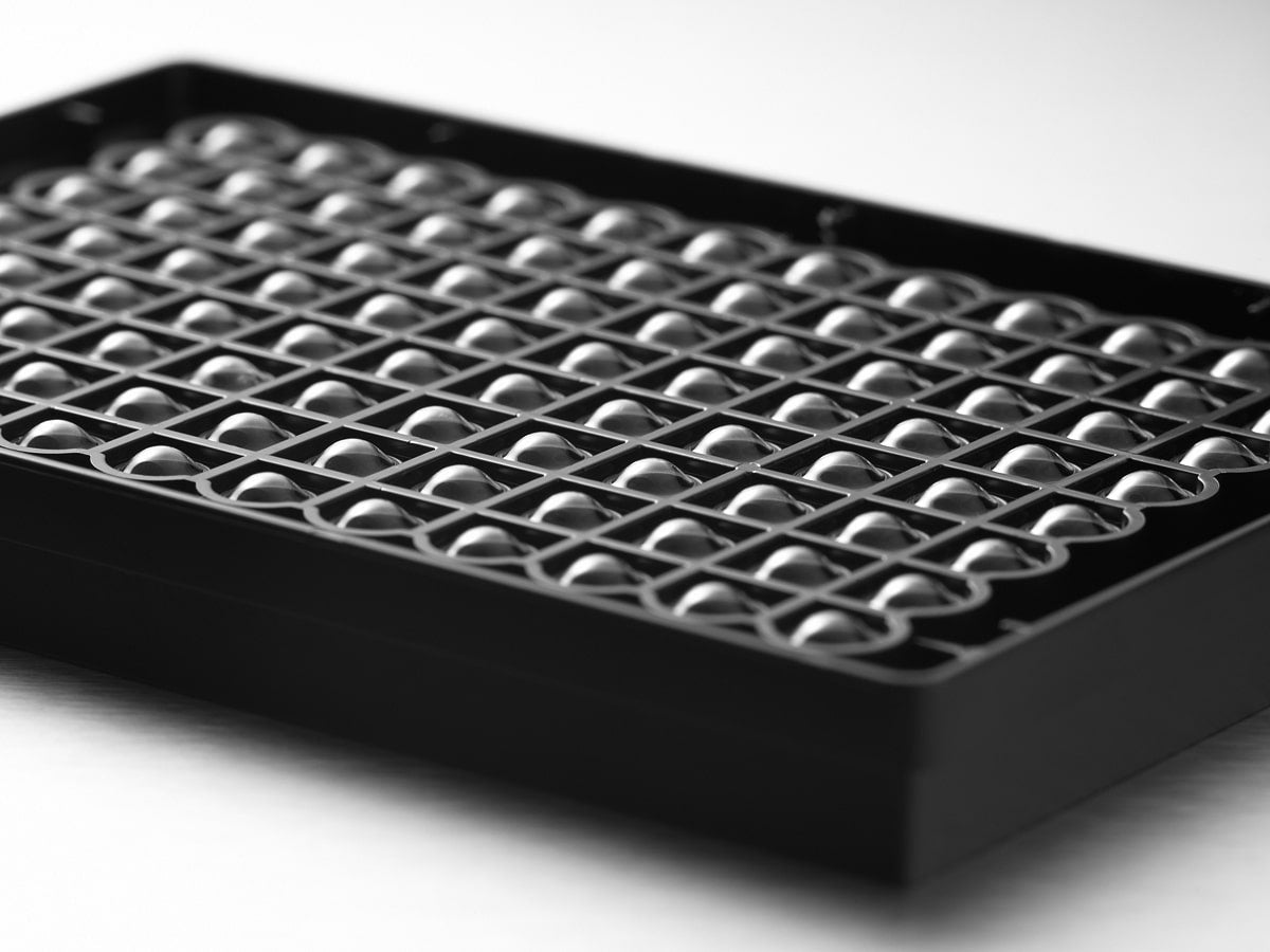 Corning Advanced Cells Collection: Superior Surfaces for Stem Cell & 3D Culture